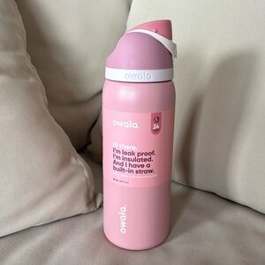 Owala Rosy Dreams Freesip Stainless Steel Bottle 32oz.